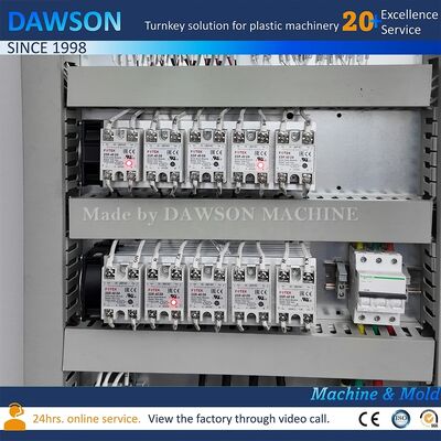 Máquina de moldeo por soplado por extrusión de doble estación de 67kw para la producción de botellas de plástico de 1L-5L