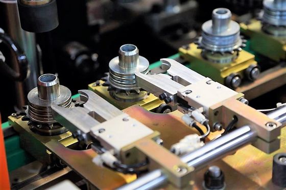 Máquina automática llena del moldeo por insuflación de aire comprimido del envase de plástico de la bebida de la botella de aceite del agua del ANIMAL DOMÉSTICO 0~20L